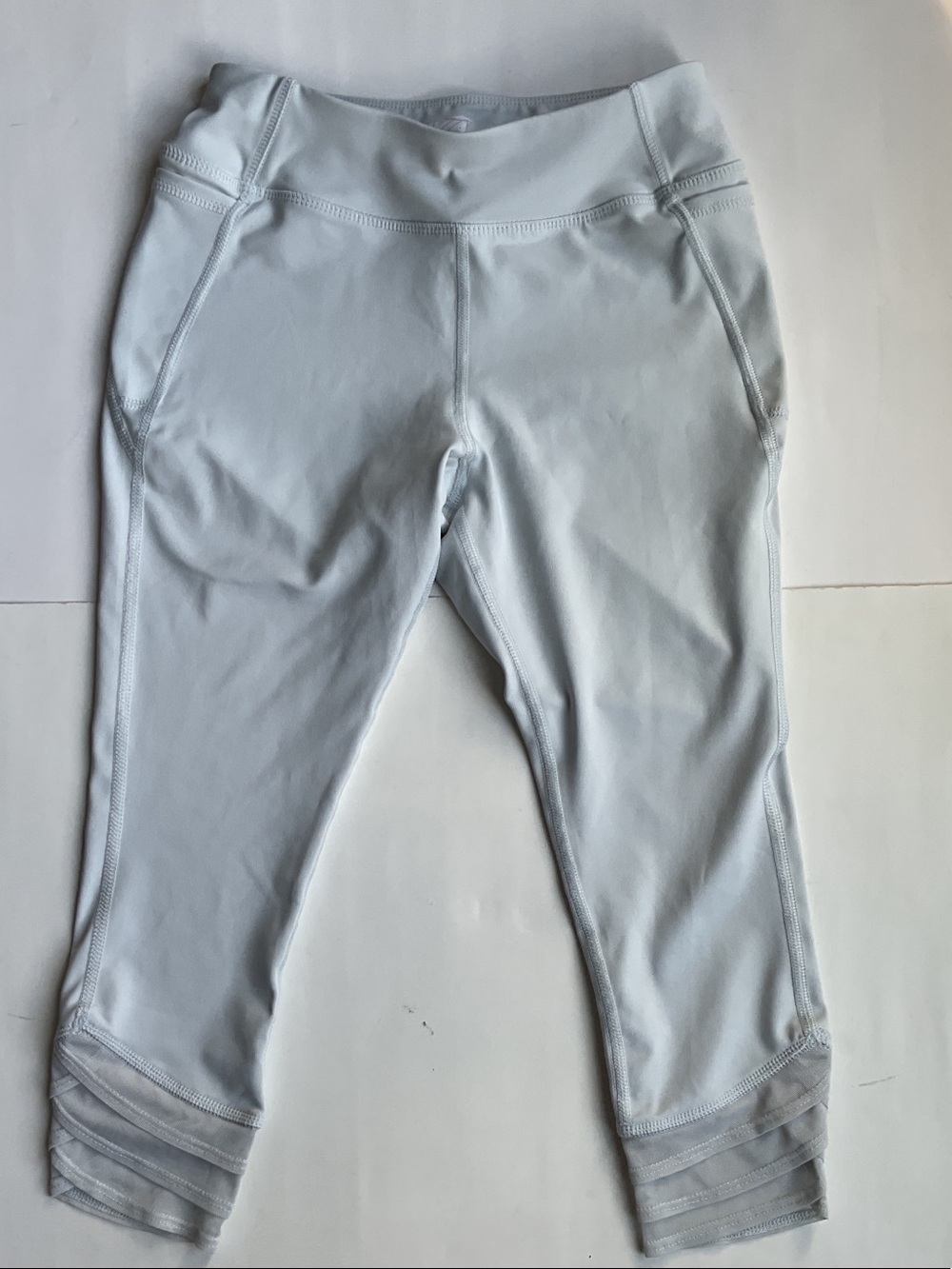 Avia  Capri Leggings with Mesh Hem
